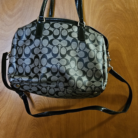 Coachhandbags - Picture 2 of 4